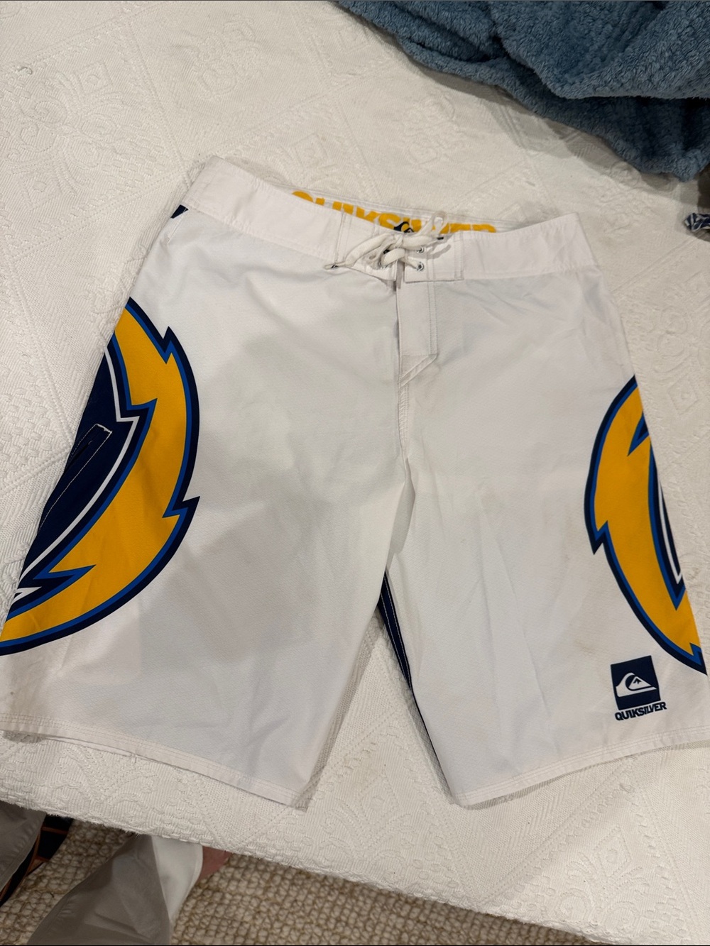 Quiksilver/ Chargers Boardshorts size 32 EUC